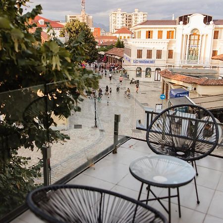 Downtown Hotel Shkoder Exterior photo